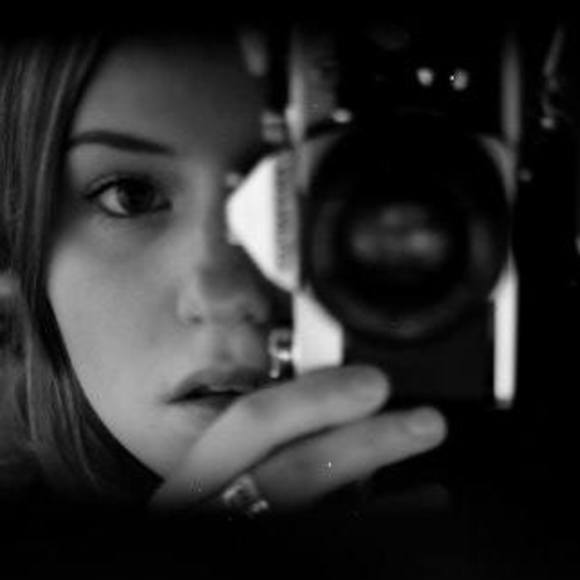 Meet your Posher, Sophie - Picture 1 of 1